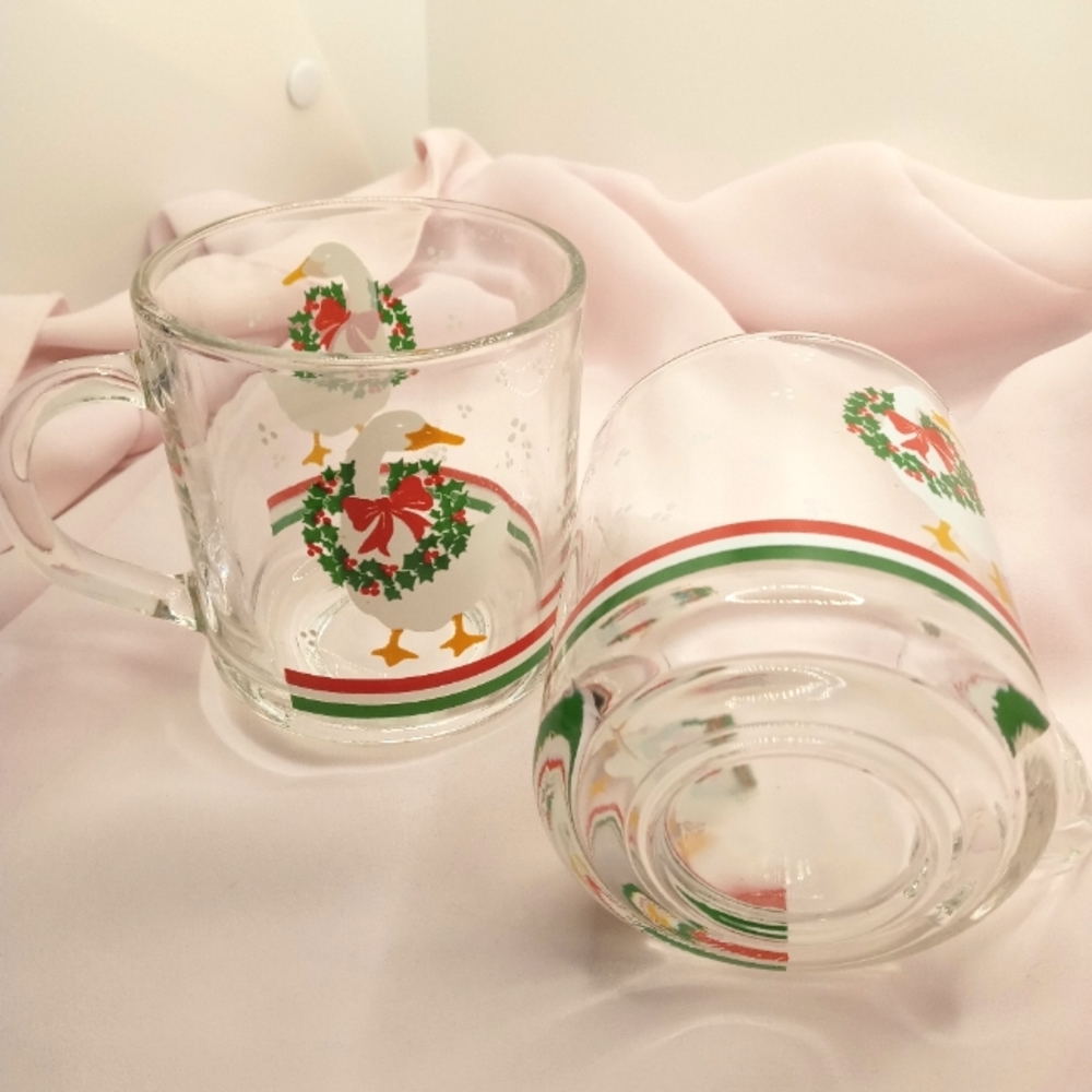 Set of 2 Libbey Christmas Goose Glass Mugs